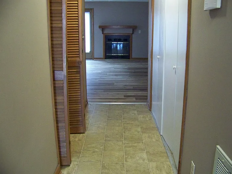 1198 Windham Ct — Photo 14