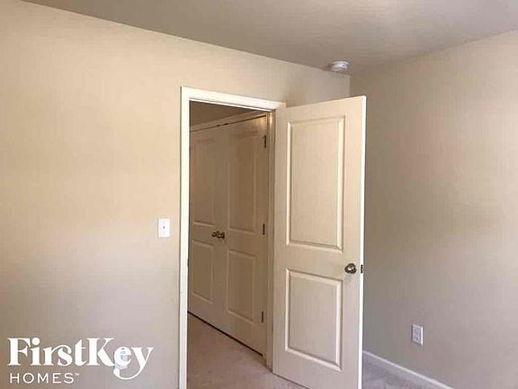 3rd image of 4070 Tarnwood Pl