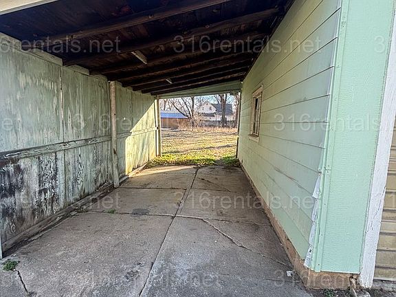 5th image of 510 N Taylor St