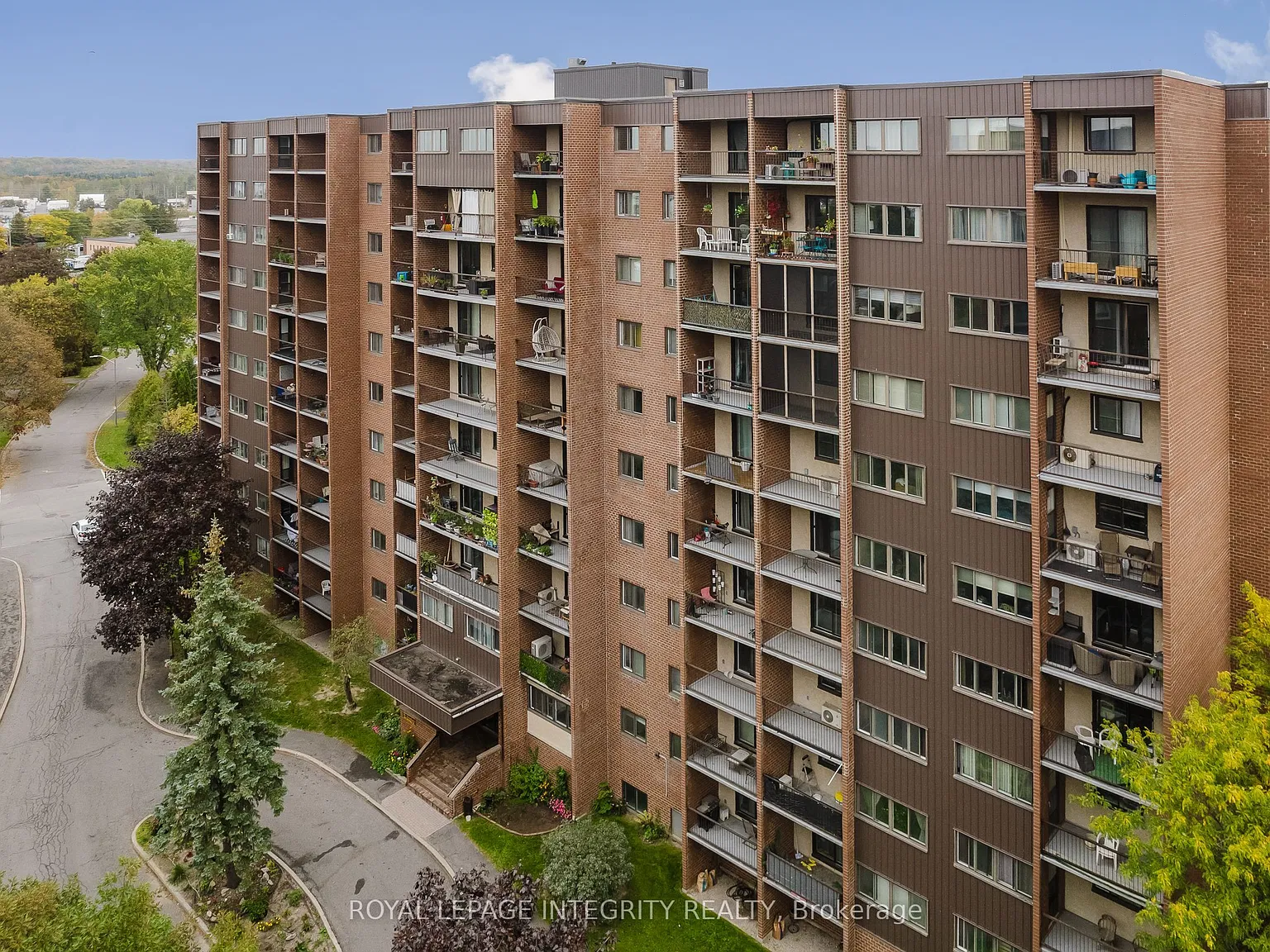 2 bed, $2,550 — Photo 1