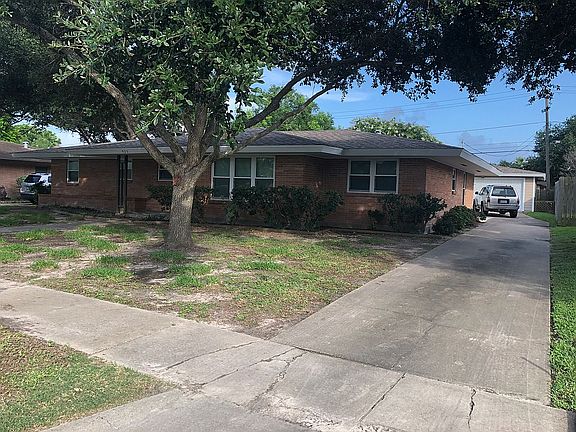 5th image of 925 Miramar Pl