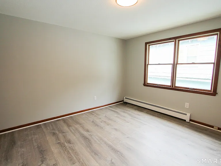 17 Pinehurst Ave #2 — Photo 10