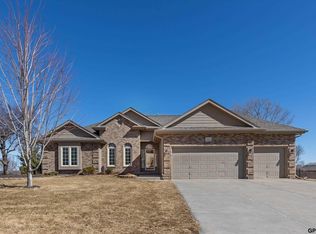 1305 S 174th St, Omaha, NE 68130