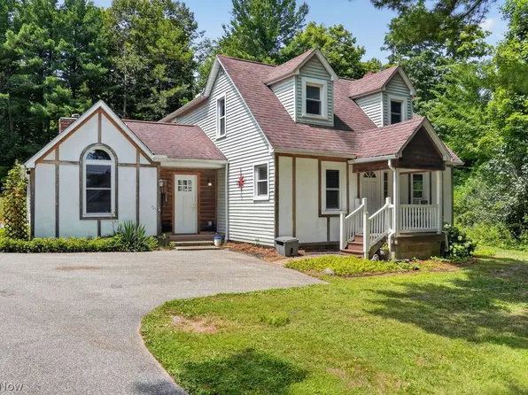 11148 Kile Rd, Chardon, OH 44024