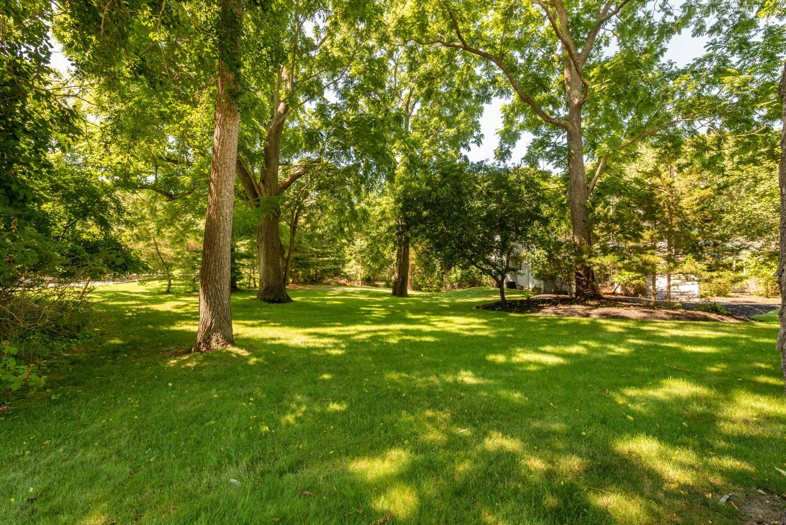 8 Inlet View Path, East Moriches, NY 11940 Out East