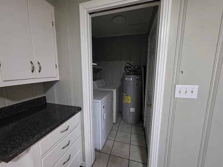 1706 Hatley Rd — Photo 10