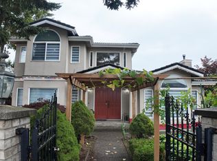 8222 144th St, Surrey, BC V3W5T4