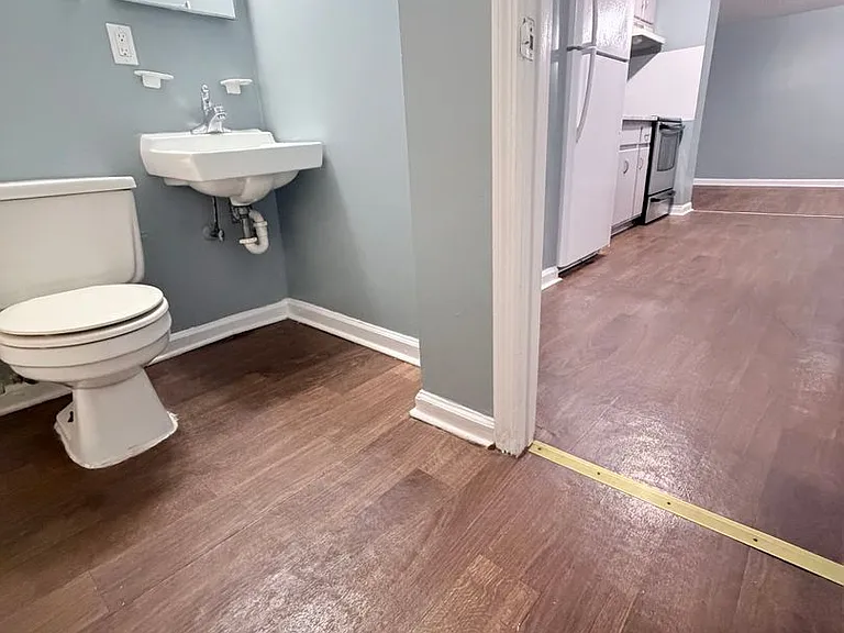 2618 Carr St — Photo 3