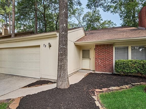Gorgeous curb appeal and inviting walkway for your guests.