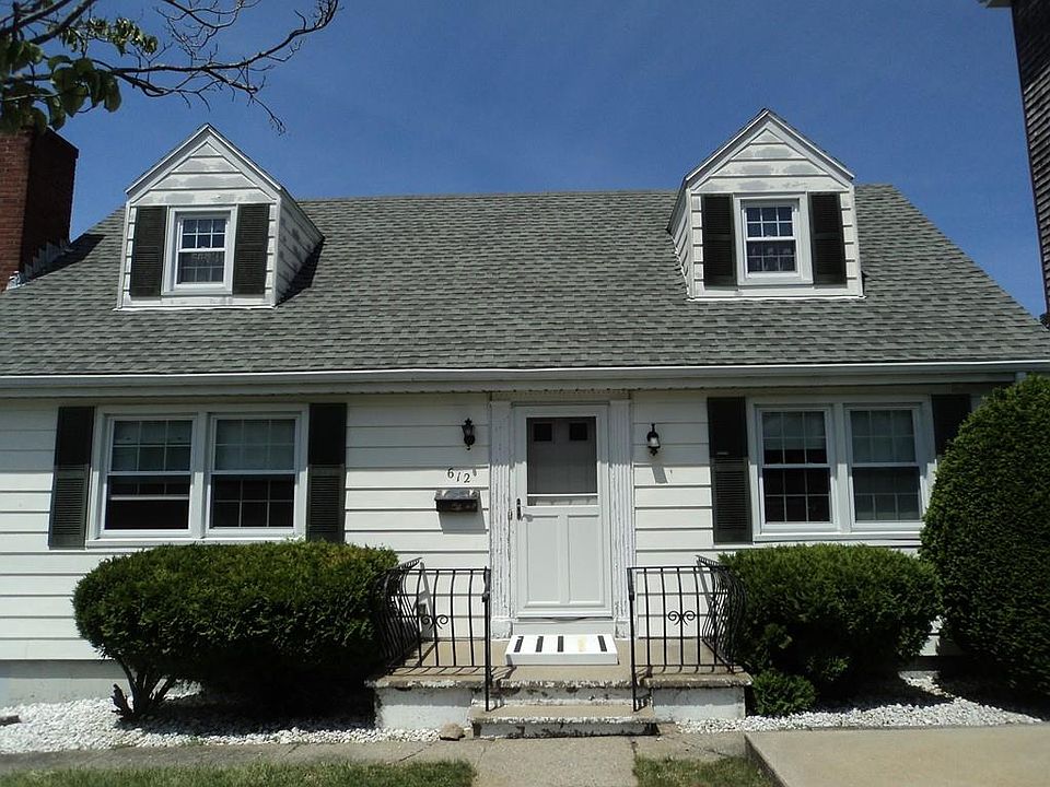 612 Charles St, Fall River, MA 02724 Zillow