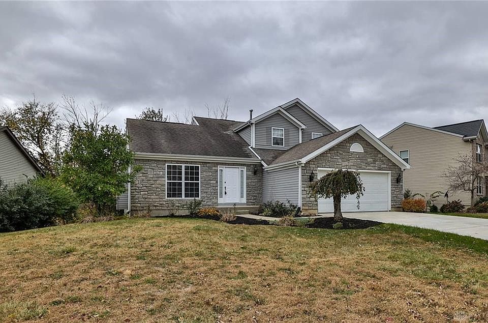 1st image of 457 Lake Front Dr