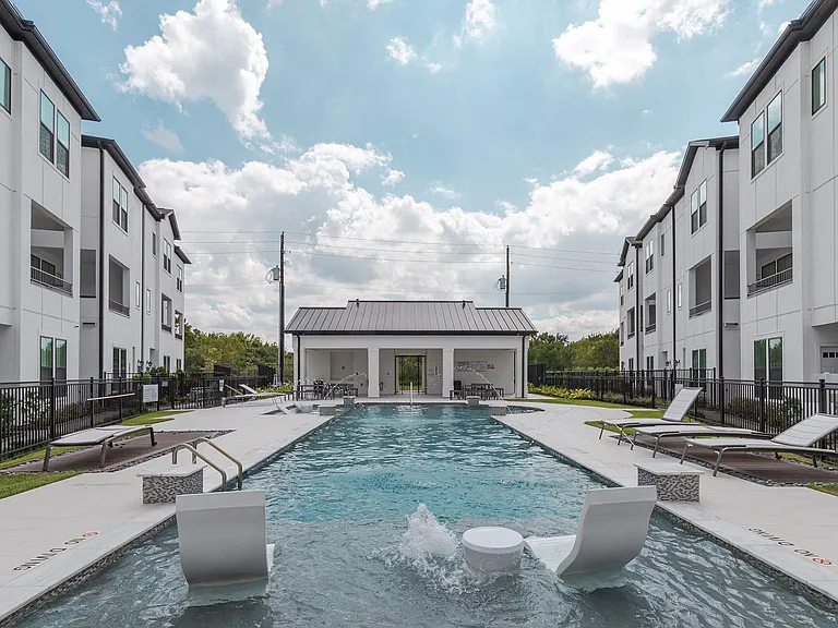 2804 Grand Fountains Dr #D — Photo 31