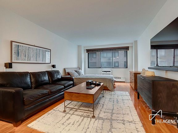 3rd image of 16 W 16th St APT 6HN