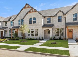 4004 Avion Dr, Sanger, TX 76266