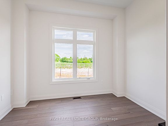 5th image of 34 Montorio Dr