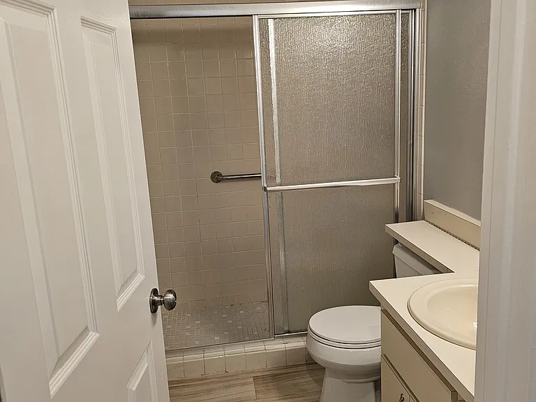 6391 Gateway Ave — Photo 7