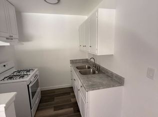 923-927 S Standard Ave, Santa Ana, CA 92701