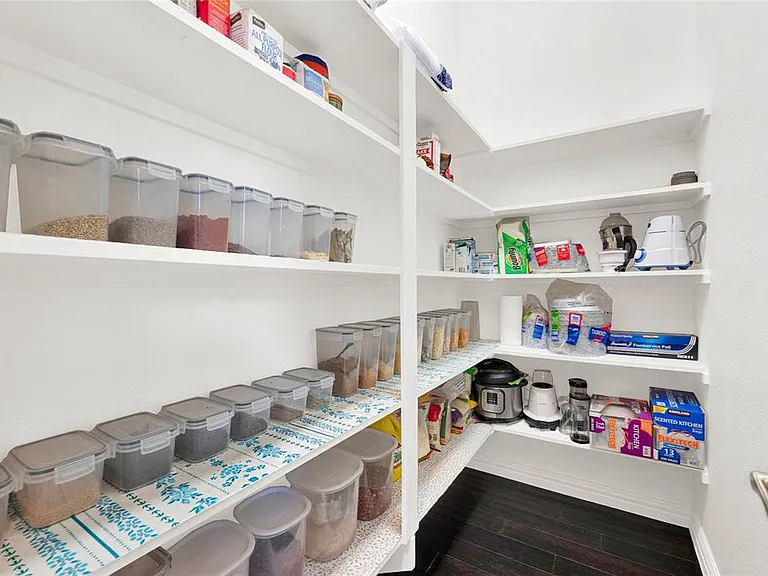 12035 Bryant Dr — Photo 23