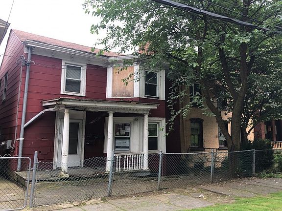 3rd image of 162 Dubois St
