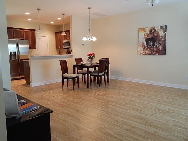 140 Rosewood Pl #140 — Photo 4