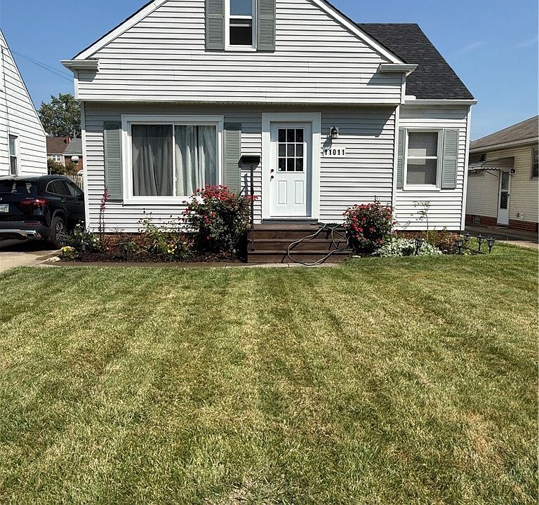 1st image of 11011 Wallingford Ave