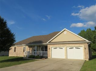 2462 Cardinal St, Mexico, MO 65265