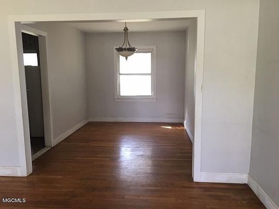 2nd image of 3503 Washington Ave
