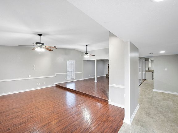 4th image of 5212 Kemp Dr