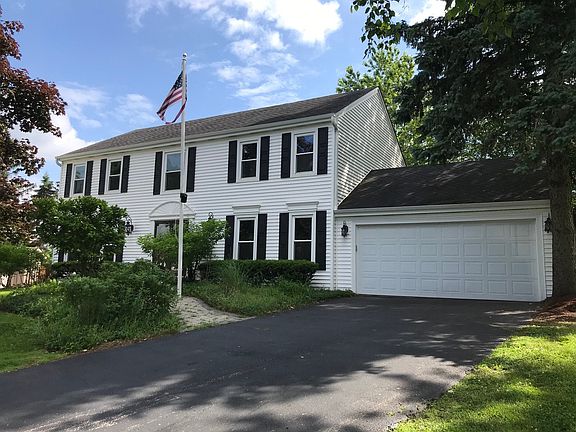 2nd image of 36W965 Treetop Ln
