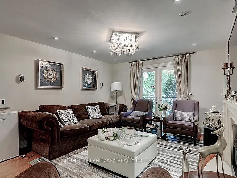35 Gardiner Rd E — Photo 7