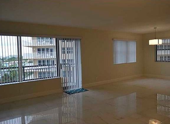 3rd image of 3800 Galt Ocean Dr APT 815