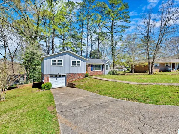 17 Grandview Dr, Oneonta, AL 35121