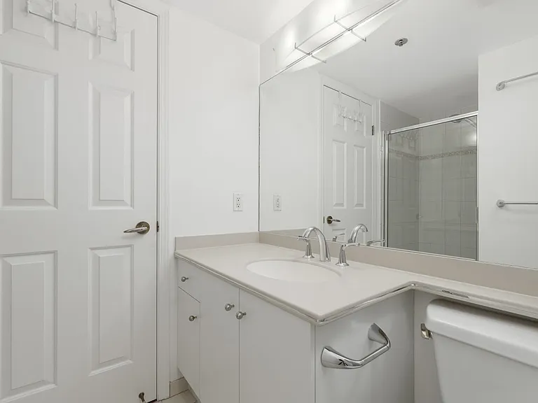 2201 Pine St #604 — Photo 12