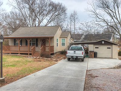 2nd image of 4816 Highland Ct