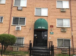 400 51st St SE APT 301, Washington, DC 20019