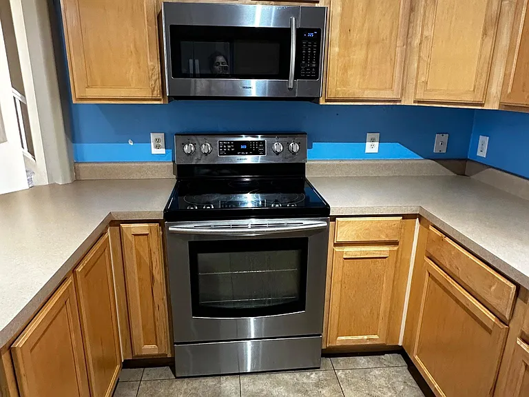 619 E Colt Ct — Photo 8