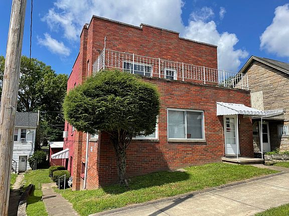 3rd image of 411 Wyoming St