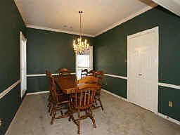 4th image of 1409 Oak Hollow Dr
