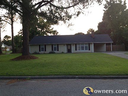 Beautiful Large Front Lawn