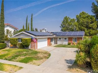 26400 Fairgate Ave, Santa Clarita, CA 91321