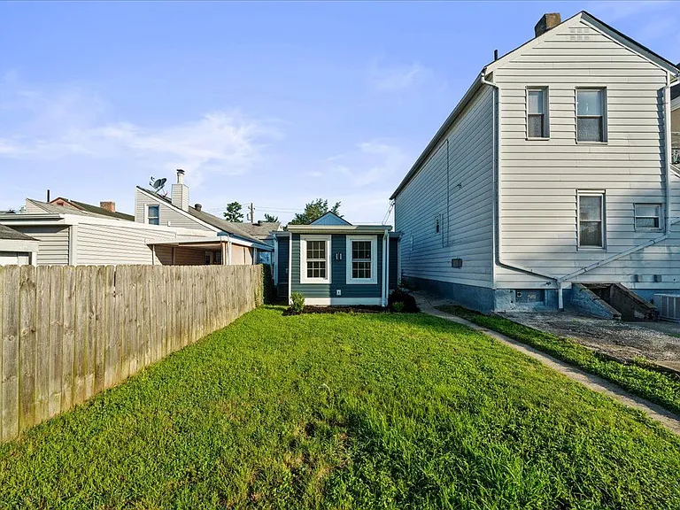 422 5th Ave #MAIN — Photo 20