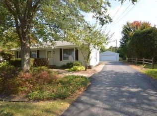 3625 Debby Ln, Franksville, WI 53126