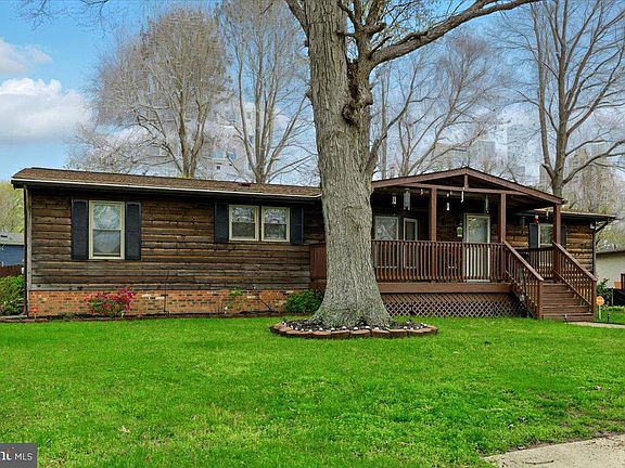 2nd image of 22467 Cornwall Dr