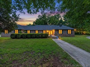5321 Fern Mountain Rd, Muskogee, OK 74401
