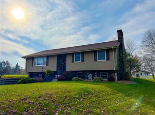 212 Meridian Rd, Butler, PA 16001