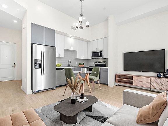 2nd image of 8521 S Sepulveda Blvd APT 205