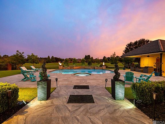 2nd image of 40129 River Winds Ct