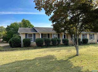 123 Westbury Dr SW, Huntsville, AL 35802