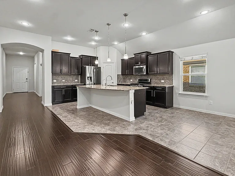 2348 Candler Club Way — Photo 4