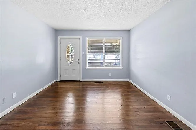 4001 Western Cir — Photo 20